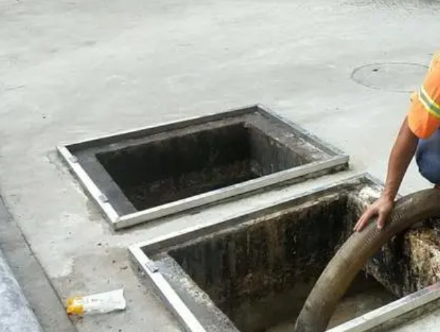 五寨化粪池清理
