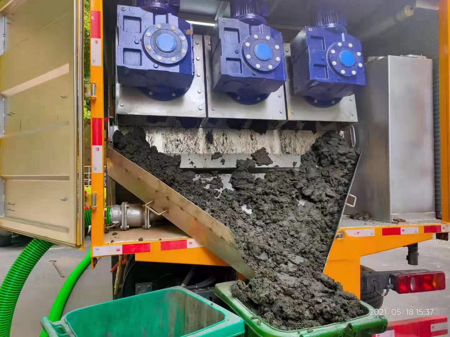 五寨化粪池清掏城市维护站-泥浆净化干湿分离处理